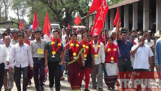 Left Front sweeps Durga Chowmuhani : Opposition secures 1 VC Left Front sweeps Durga Chowmuhani : Opposition secures 1 VC